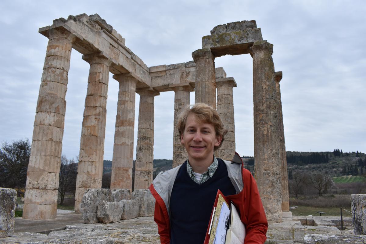 Moench in Athens